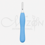 Mizon International Plastic Scalpel Handle featuring lightweight plastic construction, professional ergonomic design, compatible blade connection, and controlled handling for clinical surgical environments.